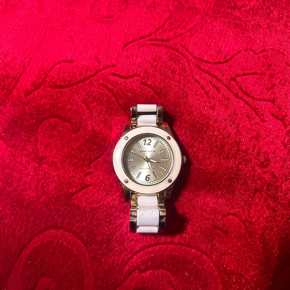 Marc Jacobs Silver and White Watch